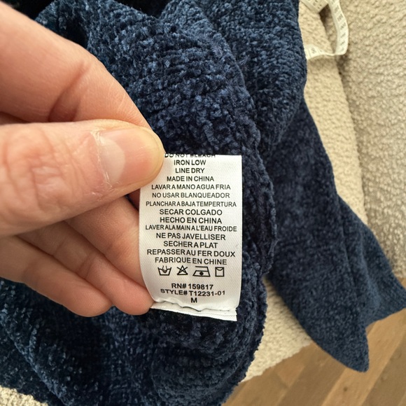 ALTAR’D STATE Women's Cropped Boat Neck Navy Sweater Size Medium, NWOT - Picture 9 of 9